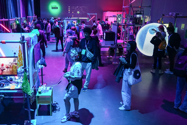 Eindrücke von der AMAZE Berlin 2025. Quelle: AMAZE, Autor: Jens Keiner